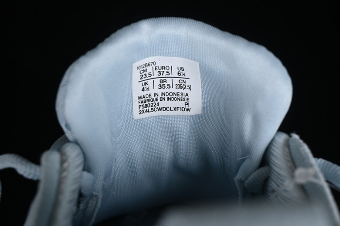 As*ic*s gel kayano 31 