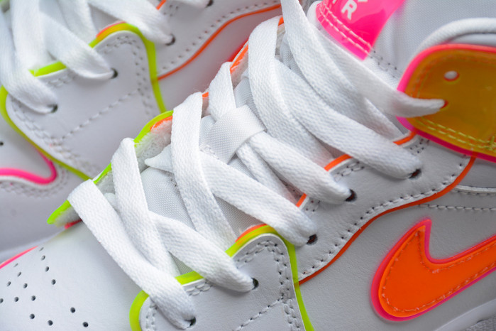 Air Jordan 1 Mid SE GS 