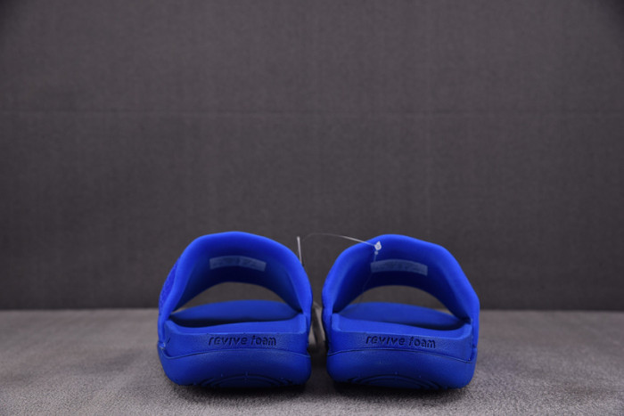 Kobe Bryant x Offcourt Slide 