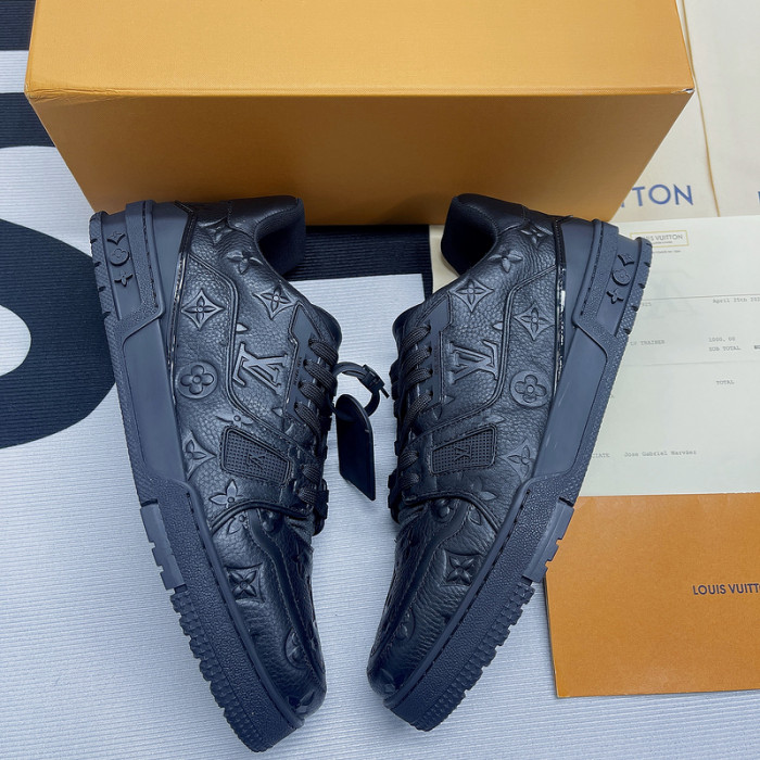l**is V*t*n trainer sneaker lv-000040