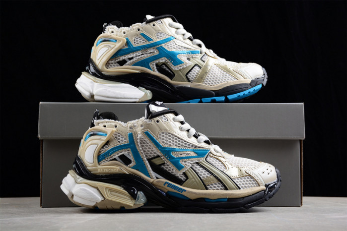 RUNNER SNEAKER RS072