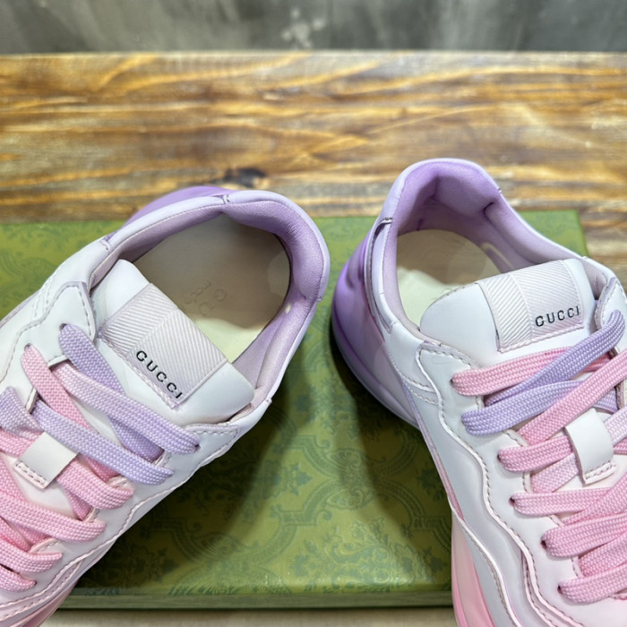 G*u*i* trainer sneaker136