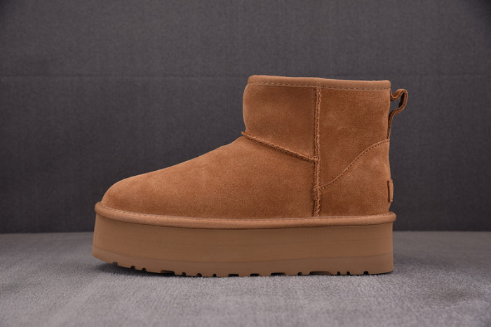 UGG Classic Mini Platform Boot