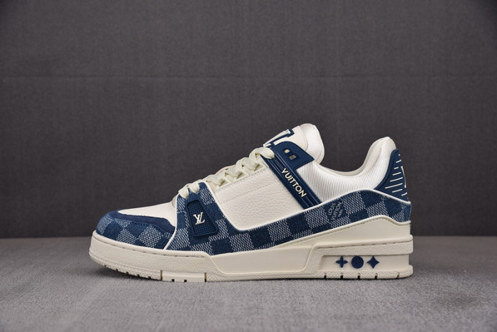 LV TRAINER SNEAKER LV-000575