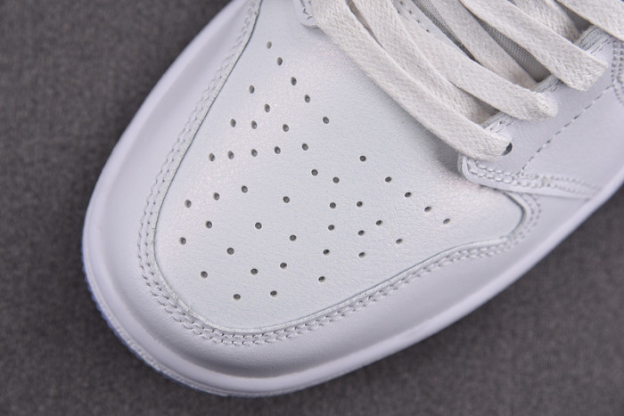 Jordan 1 Low SE Dare to Fly (W) FB1874-101