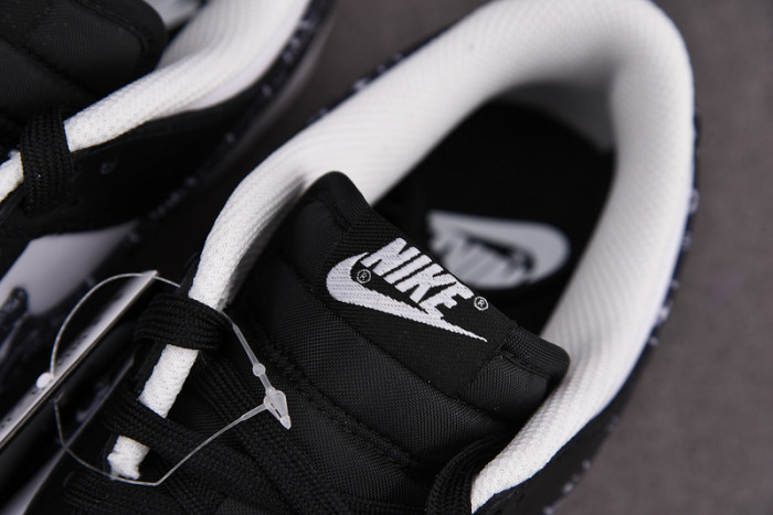 Nike Dunk Low WMNS “Black Paisley” DH4401-100