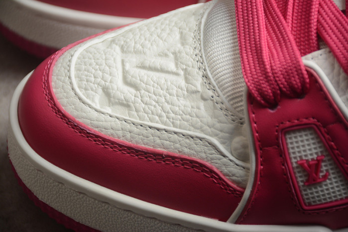 LV TRAINER SNEAKER LV-000554