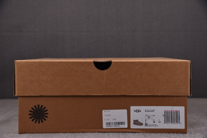 UGG Classic Ultra Mini Boot