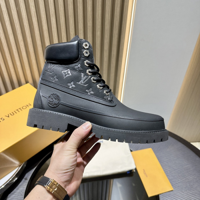 LV BOOTS L000035