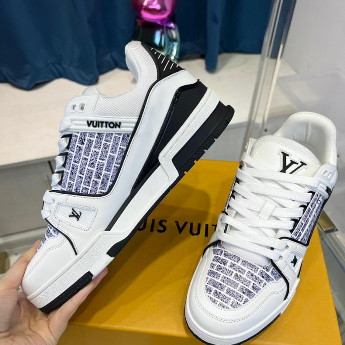 LV SNEAKER LV-000405