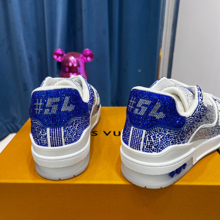 LV SNEAKER LV-000395