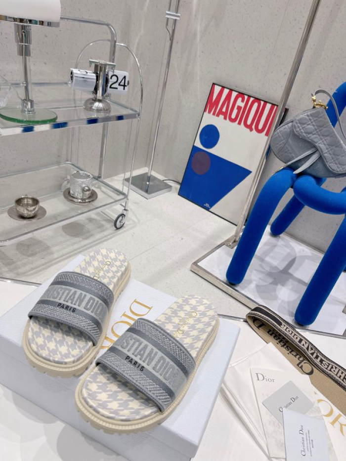 DIO*R SANDALS H00096