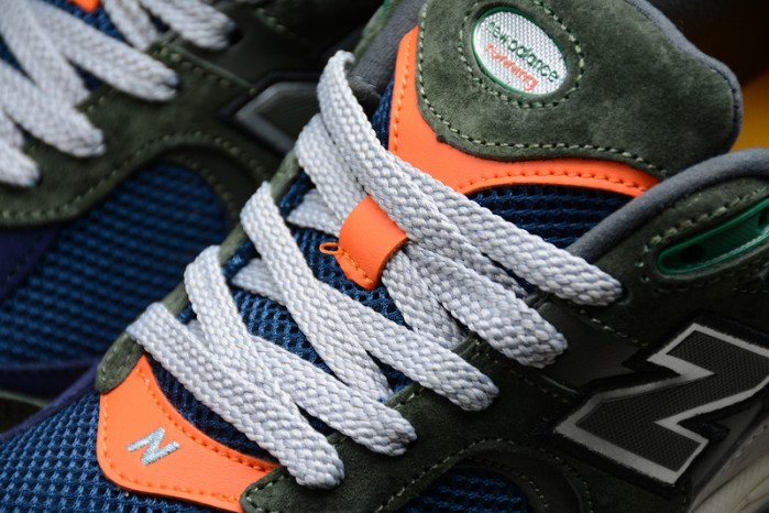 NEW BALANCE SNEAKER 005