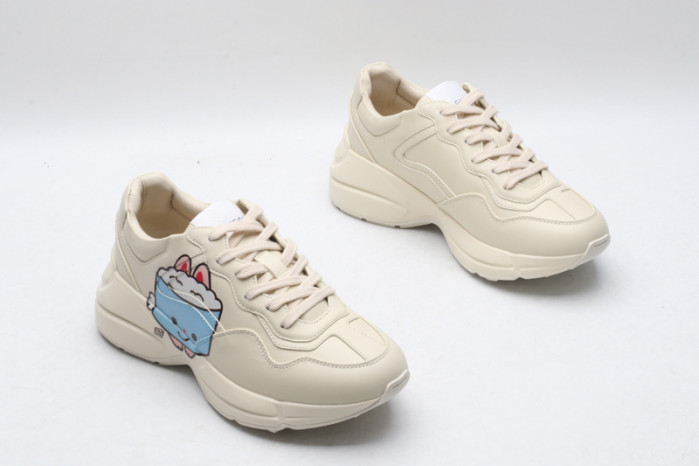 G*u*i* trainer sneaker42