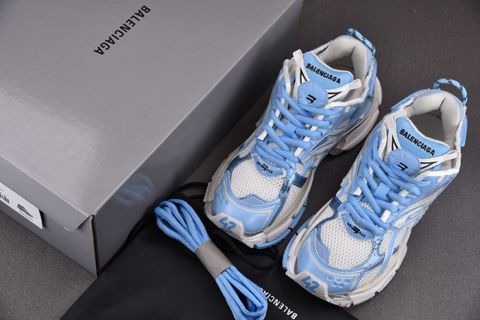 RUNNER SNEAKER RS002