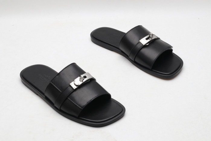 Herme* Sandal57