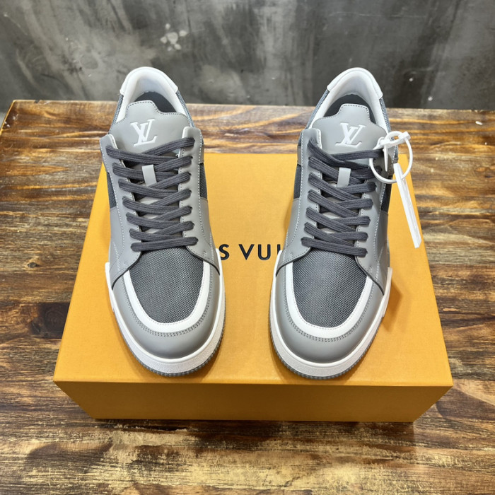 LV SNEAKER LV-000538
