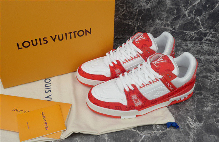 LV SNEAKER LV-000271