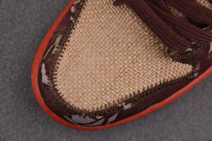 Nike SB Dunk Low Reese Forbes Hunter 304292-281