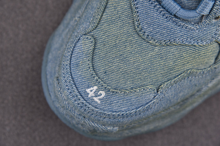 TRIPLES TRAINER SNEAKERS 2000116