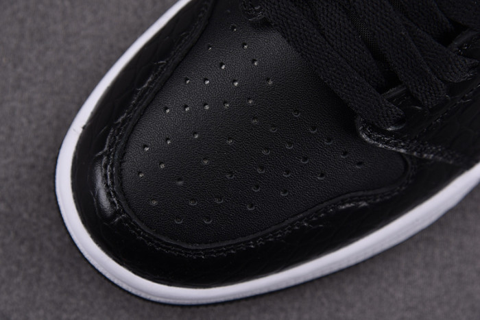 Jordan 1 Retro Low Golf Black Croc DD9315-003
