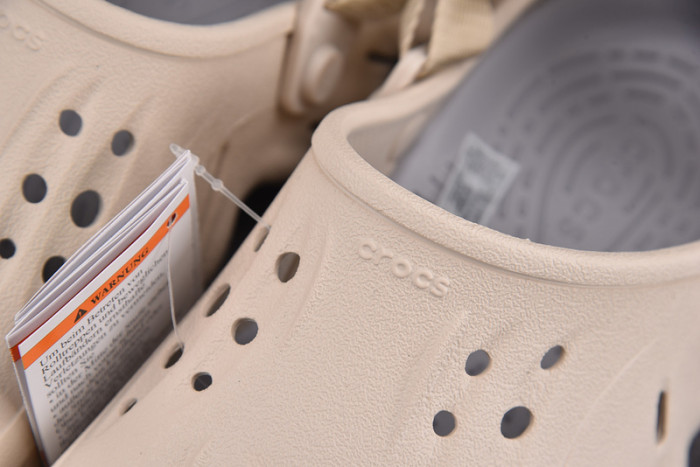 Cr*0*s x salehe bembury c00020