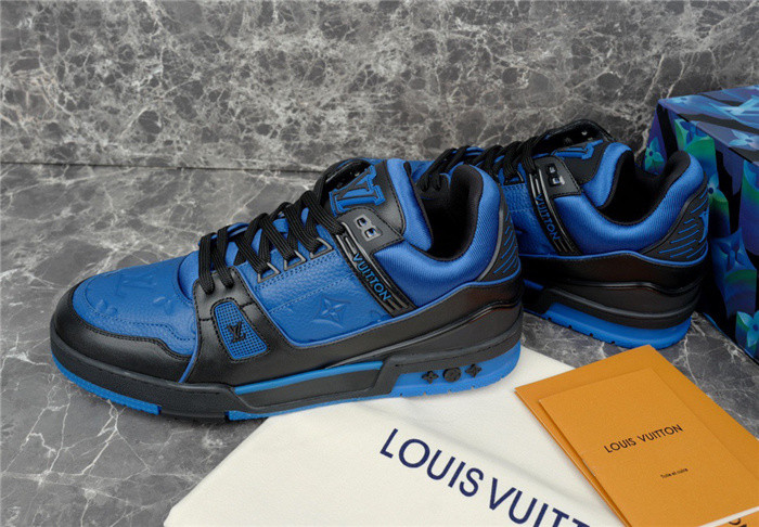 LV SNEAKER LV-000288
