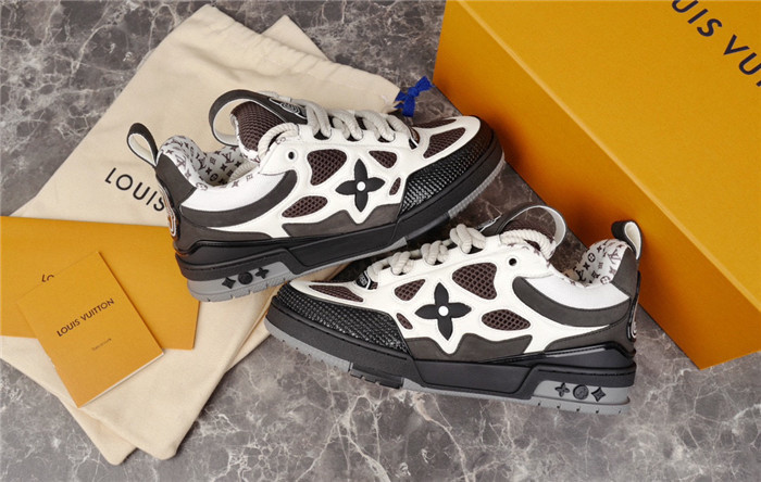 LV SNEAKER LV-000209