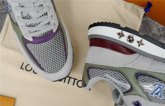 LV SNEAKER LV-000220
