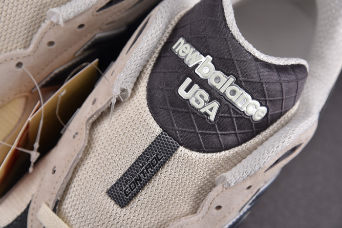 NEW BALANCE SNEAKER NB062