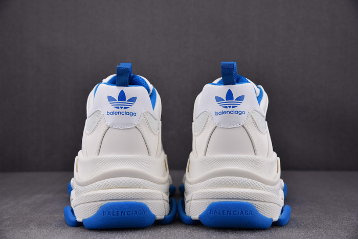 TRIPLES TRAINER SNEAKERS 2000120