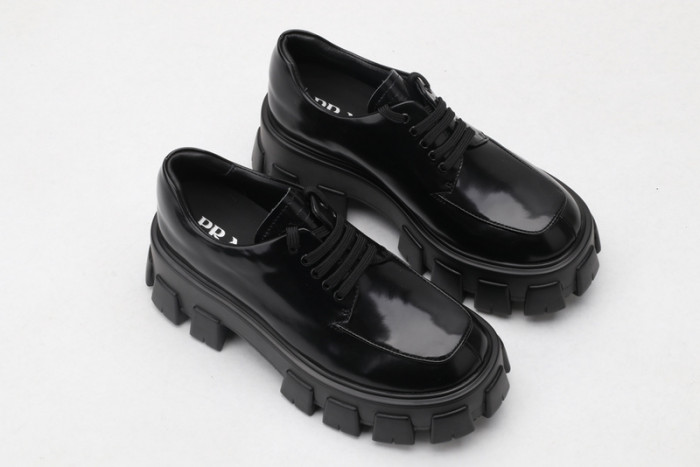 Prad* snekaers P000011