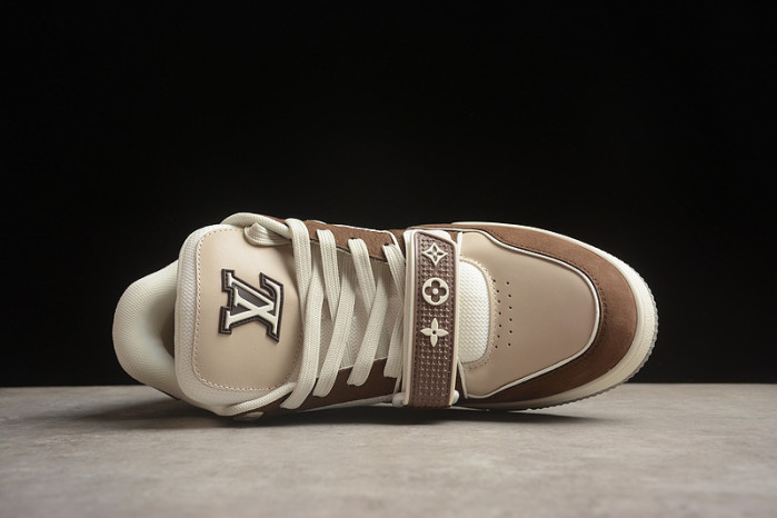 LV TRAINER SNEAKER LV-000549
