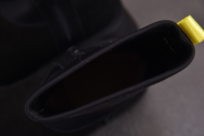 UGG Classic Dipper Boot