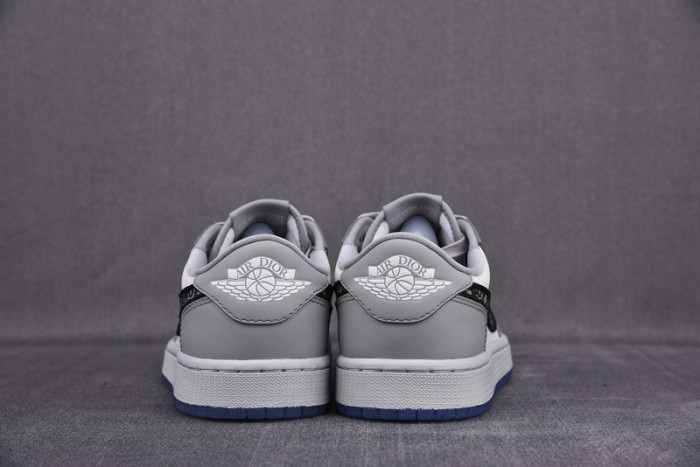 air jordan 1 retro low D*or × D*or cn8608-002