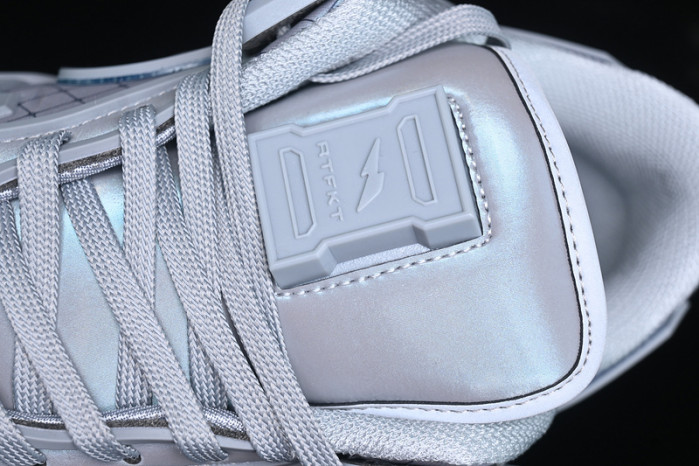 RTFKT x Nike Dunk Genesis 