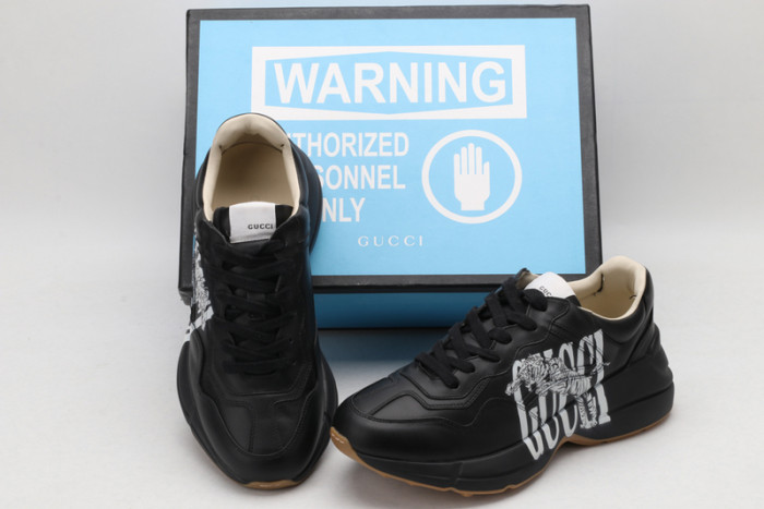 G*u*i* trainer sneaker38