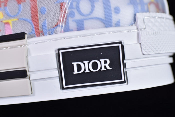 B23 Oblique High Top Sneakers T00480H070