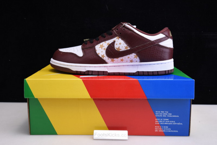 S*p*e x nike sb dunk low "brown stars" dh3228-103