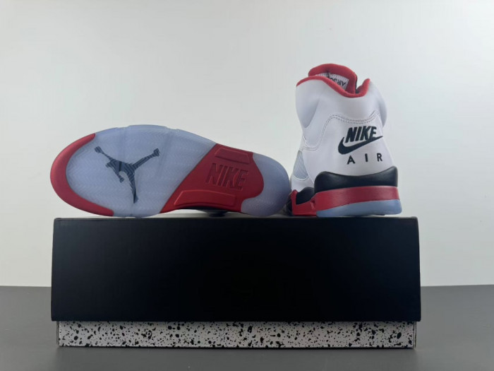 Air Jordan 5 Retro 