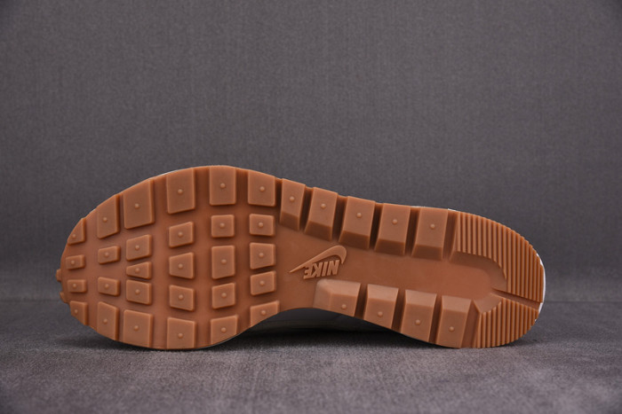 Sacai x Nike VaporWaffle DD1875-100