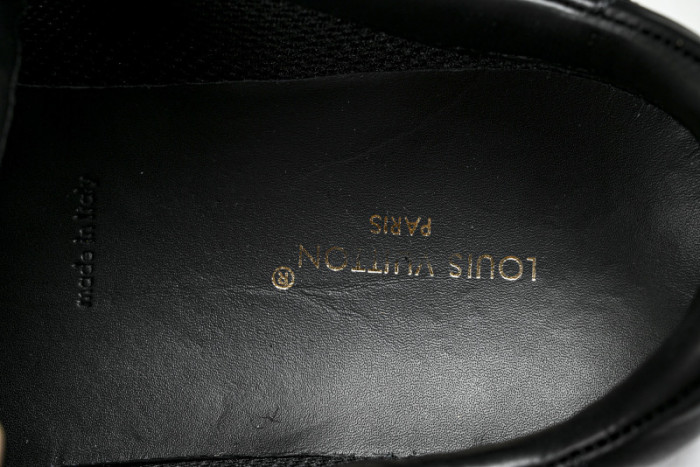 LV SHOES