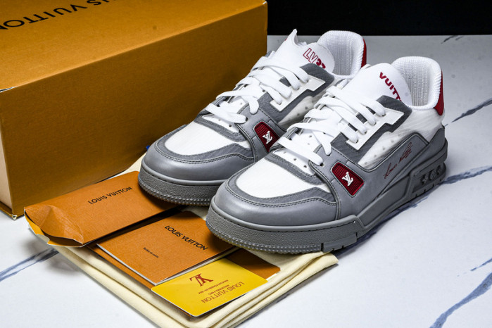 LV TRAINER SNEAKER