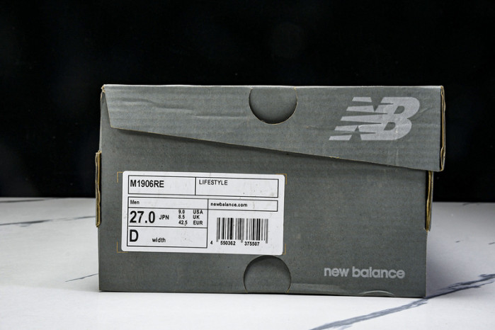 New Balance 1906R 
