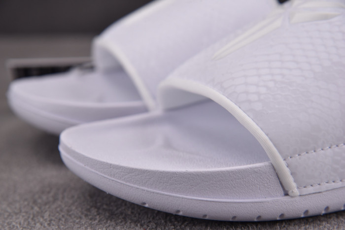 Kobe Bryant x Offcourt Slide 