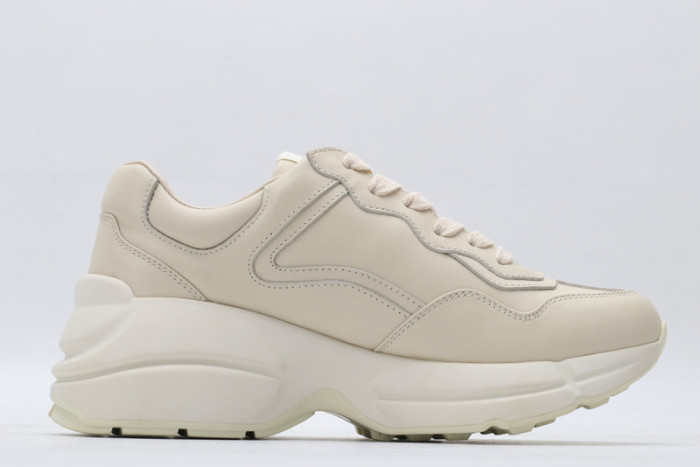 G*u*i* trainer sneaker6