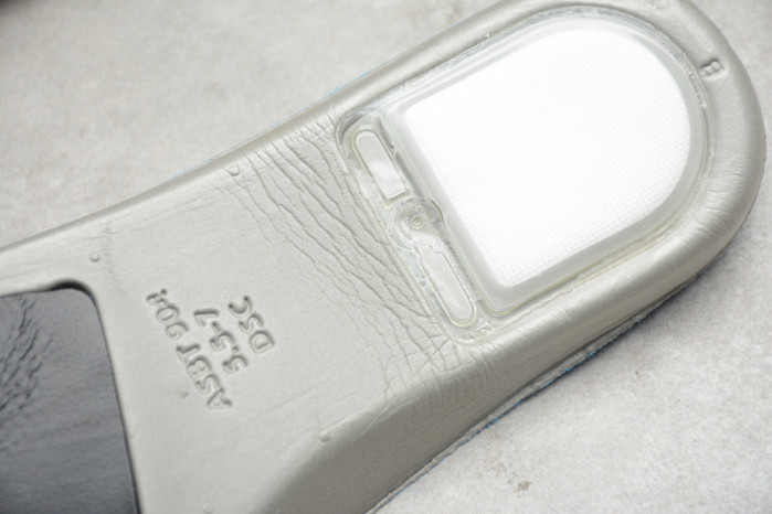 Nike SB Dunk High Doraemon CI2692-400