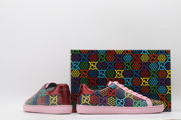 G*u*i* trainer sneaker48