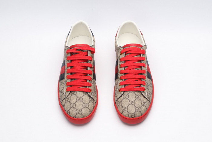 G*u*i* trainer sneaker76